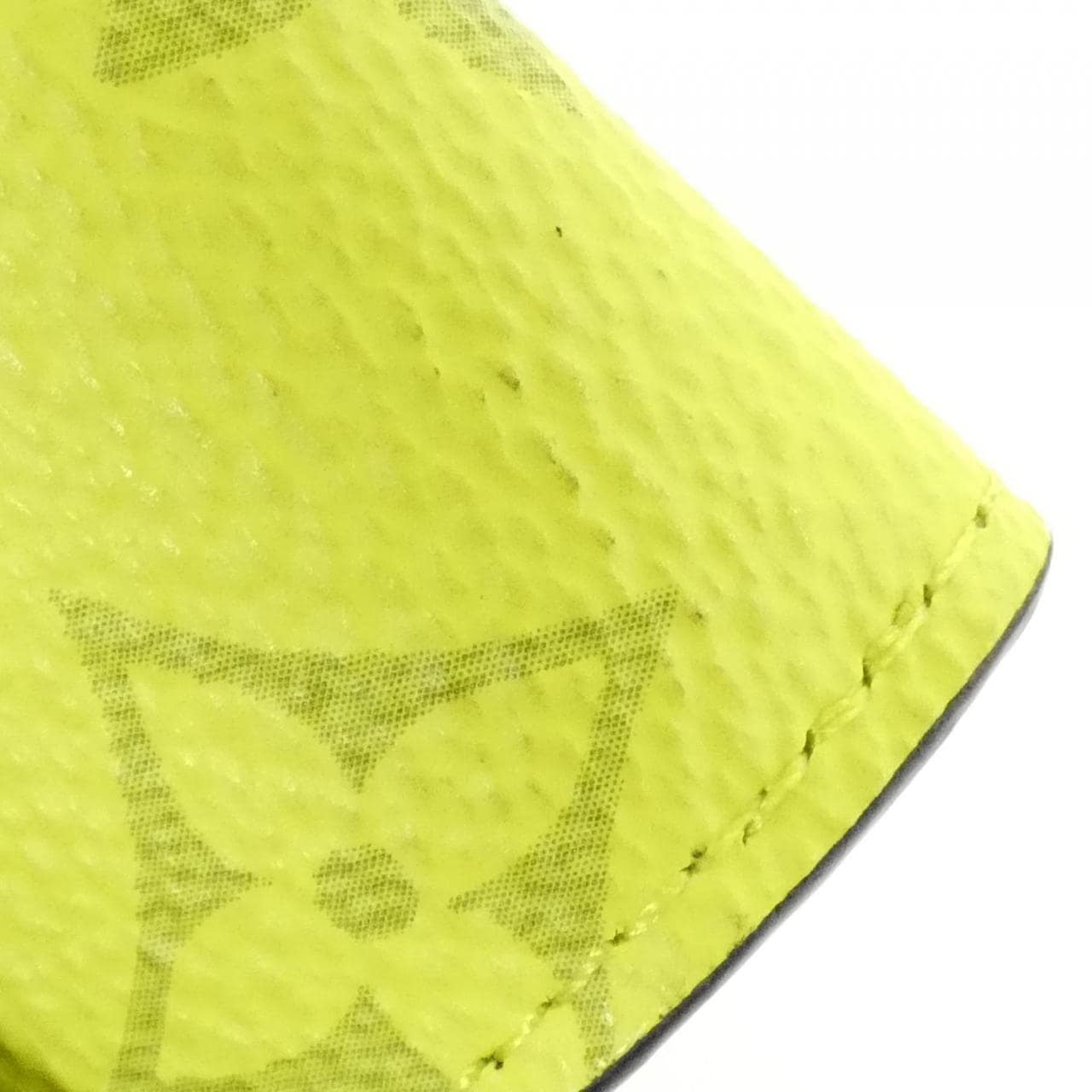 ルイヴィトン タイガ ラマ ディスカバリー コンパクト ウォレット M67629 財布