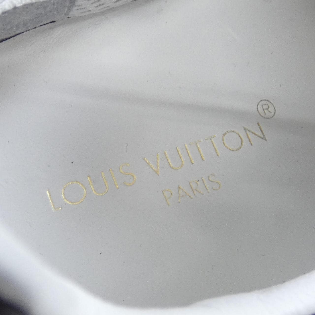 ルイヴィトン LOUIS VUITTON スニーカー