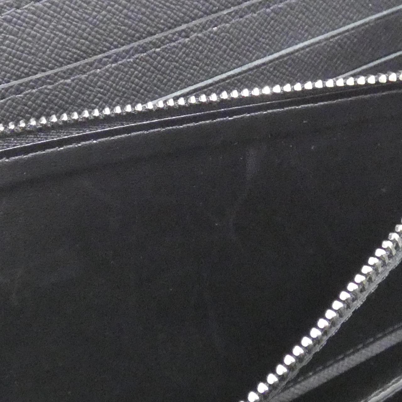 LOUIS VUITTON Taiga拉链XL M44275 钱包