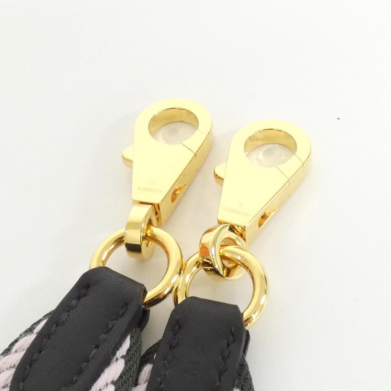 エルメス サングル コルタージュ 085711CC ストラップ