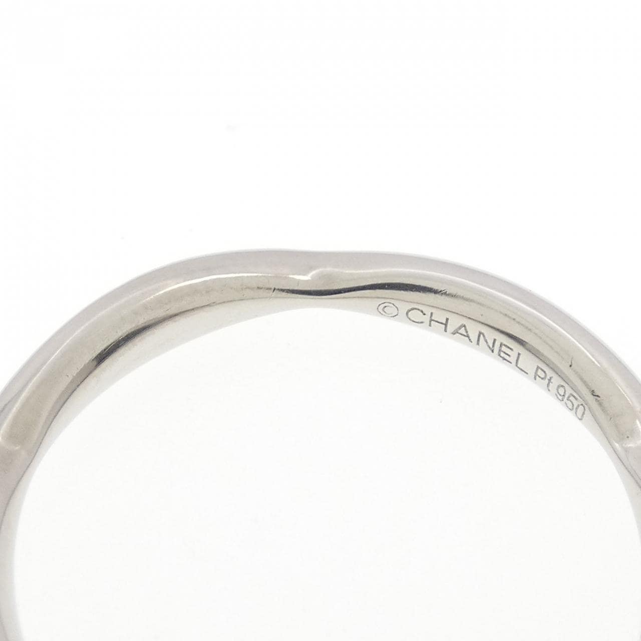 シャネル カメリア ハーフエタニティ リング