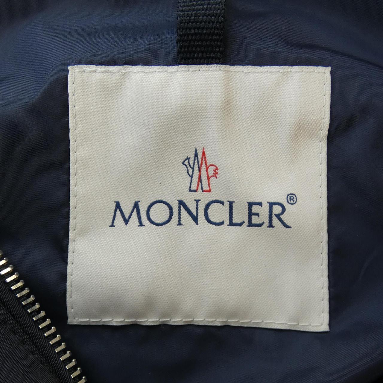 U MONCLER蒙克勒夹克