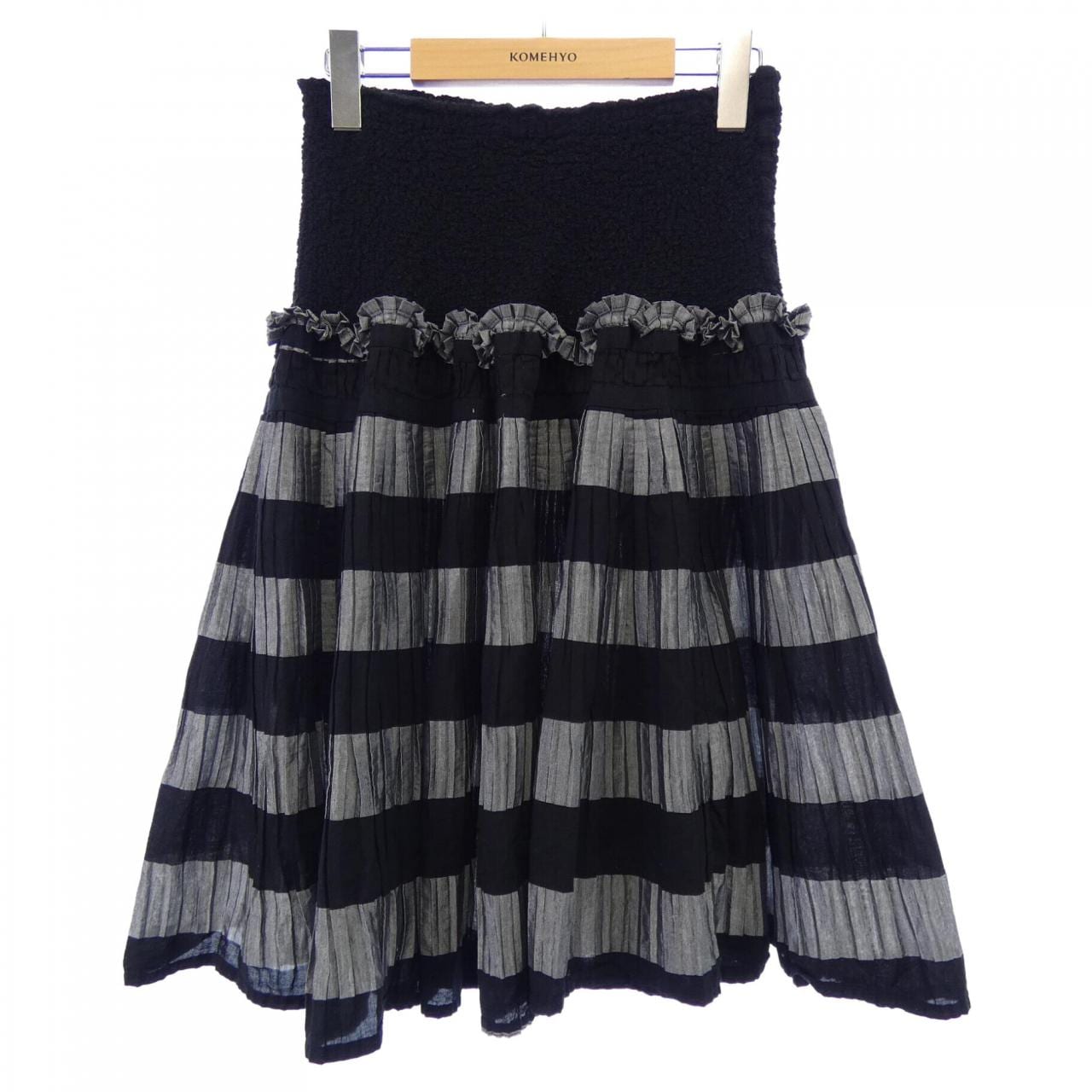 ミーイッセイミヤケ me ISSEY MIYAKE MI02FG301 スカート