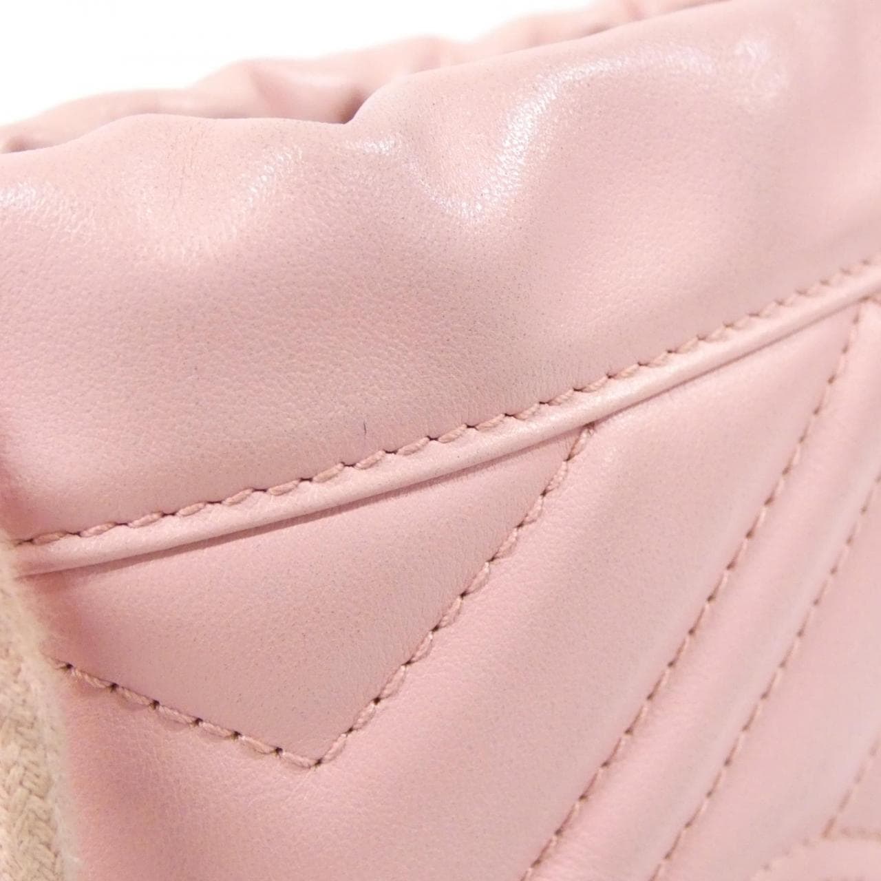 グッチ GG MARMONT  575163 DTDRP ショルダーバッグ