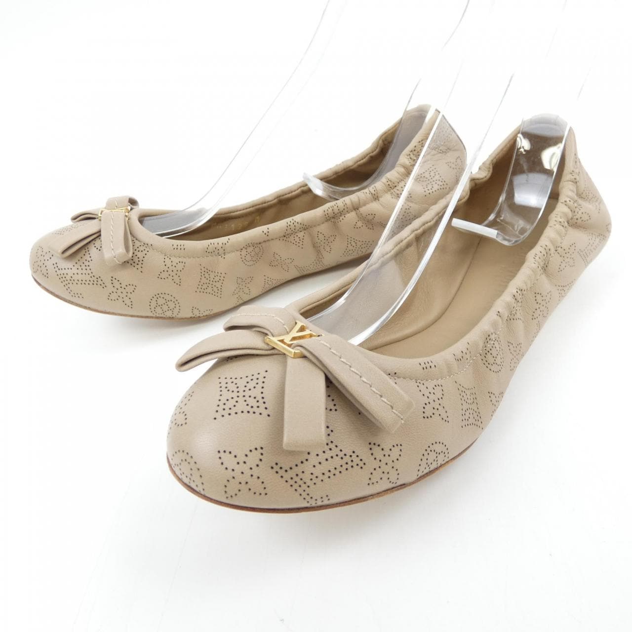 ルイヴィトン LOUIS VUITTON フラットシューズ