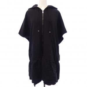 モンクレール MONCLER 20938462450 パーカー