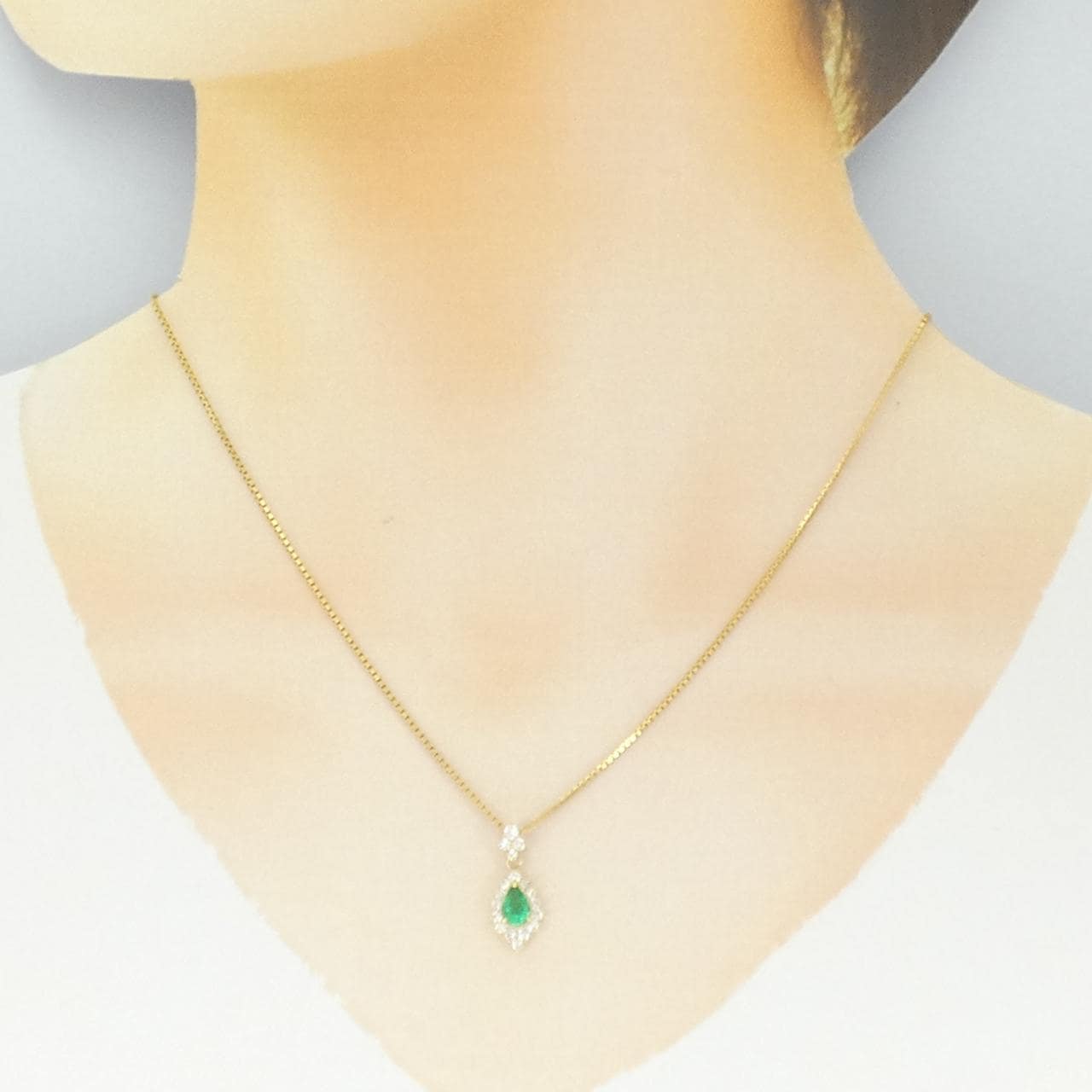 K18YG エメラルド ネックレス 0.33CT