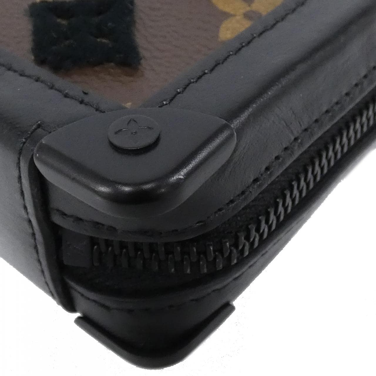 ルイヴィトン モノグラム タフタージュ ソフトトランク クラッチ M45061 バッグ