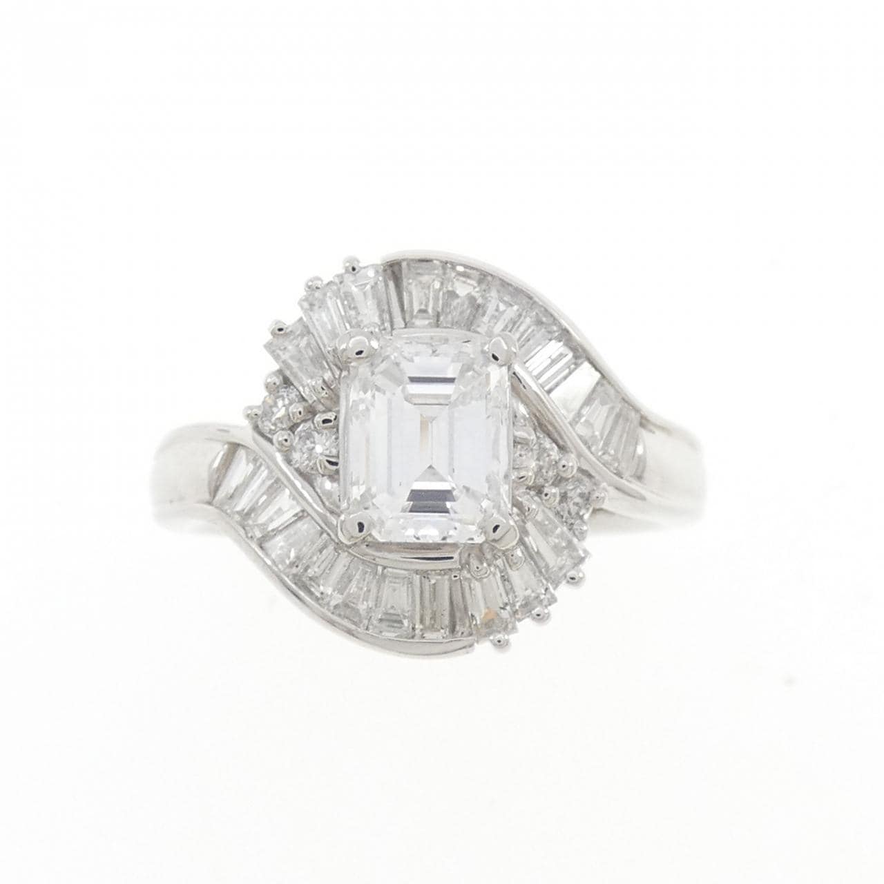 PT900 ダイヤモンド リング 1.017CT D VS1 エメラルドカット