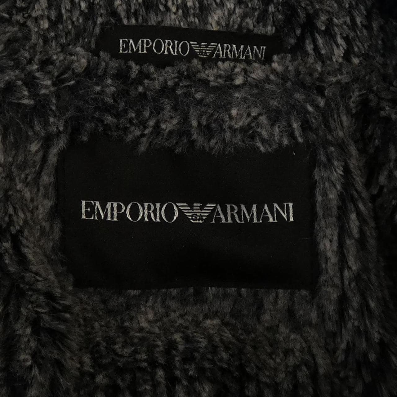 エンポリオアルマーニ EMPORIO ARMANI B1R620 B1262 パーカー