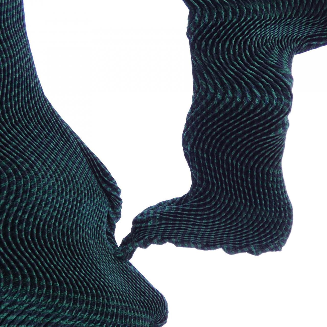 イッセイミヤケ ISSEY MIYAKE IM74FJ517 トップス