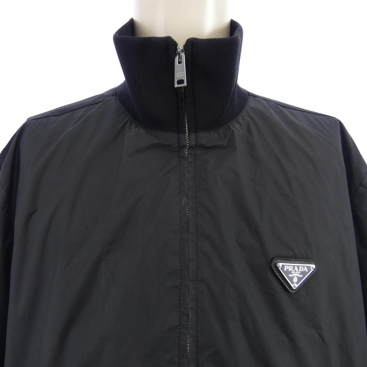 プラダ PRADA トライアングルロゴ SGC469 SWM0 133V ジャケット