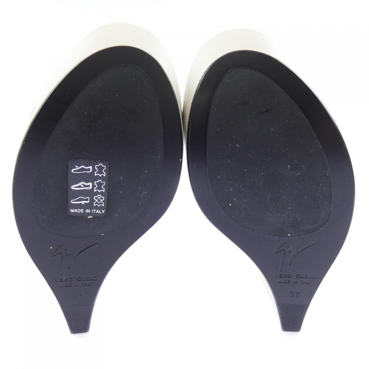 ジュゼッペザノッティ GIUSEPPE ZANOTTI サンダル