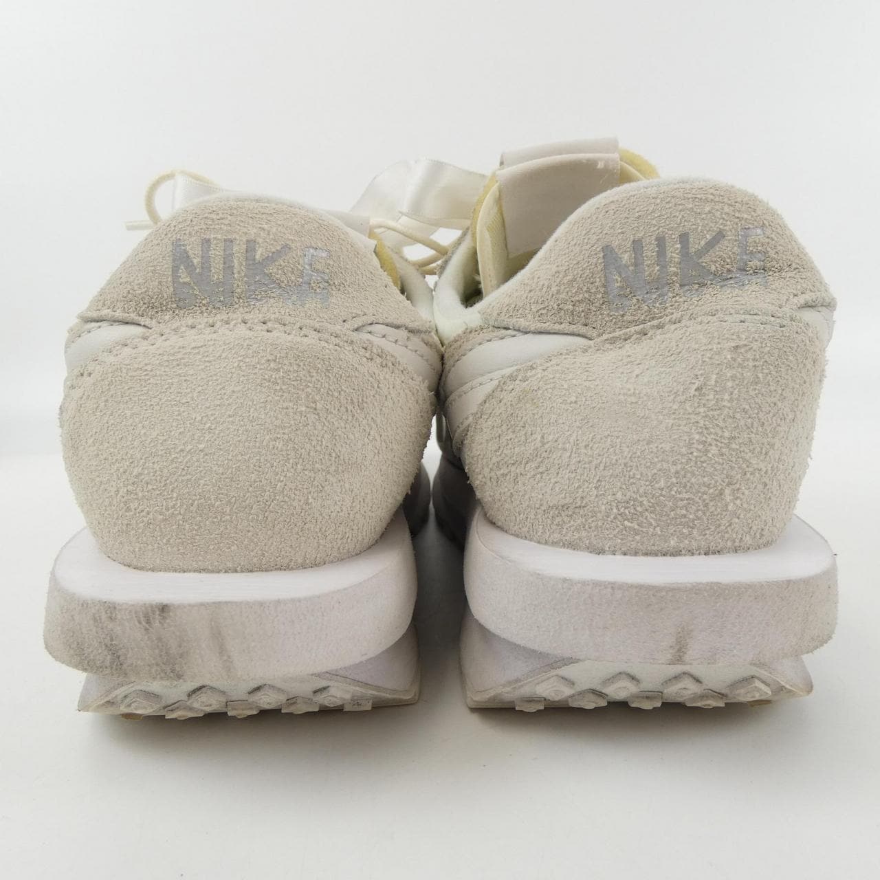 ナイキ NIKE スニーカー