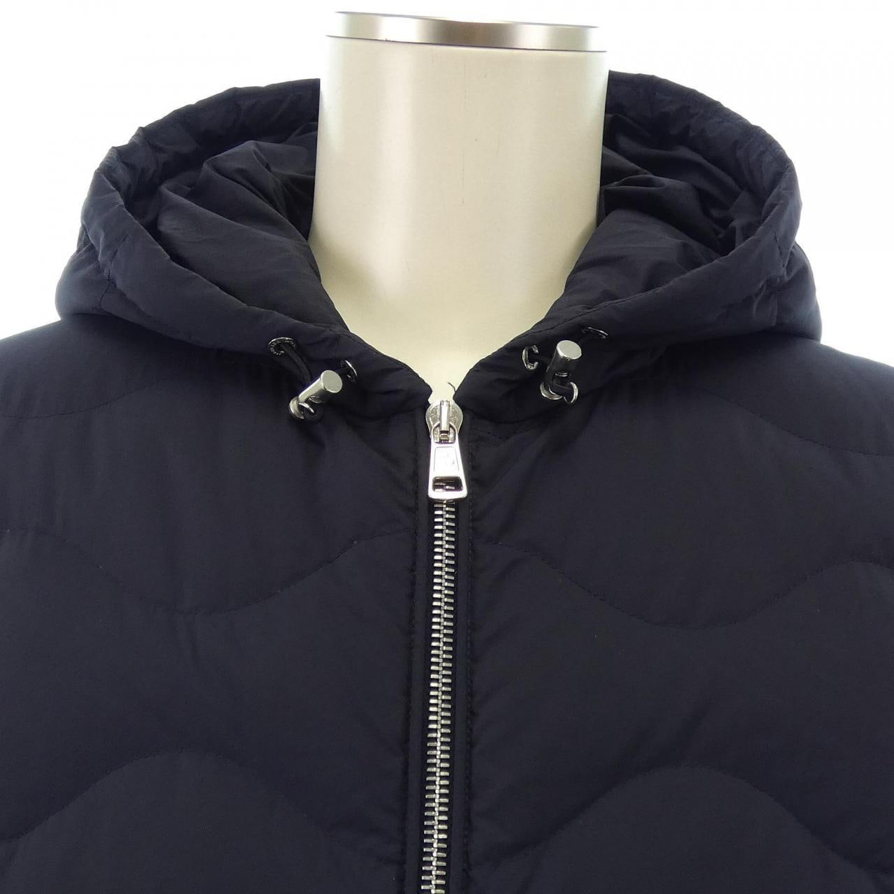 モンクレール MONCLER ダウンジャケット