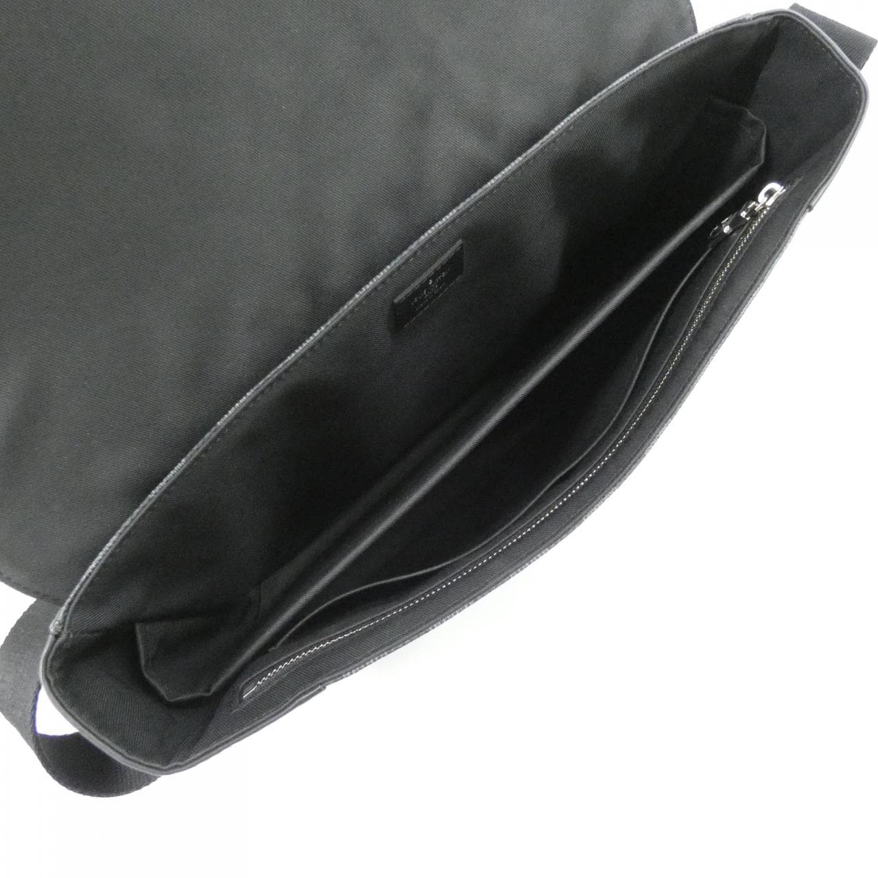 ルイヴィトン ダミエ グラフィット ディストリクト N41030 ショルダーバッグ