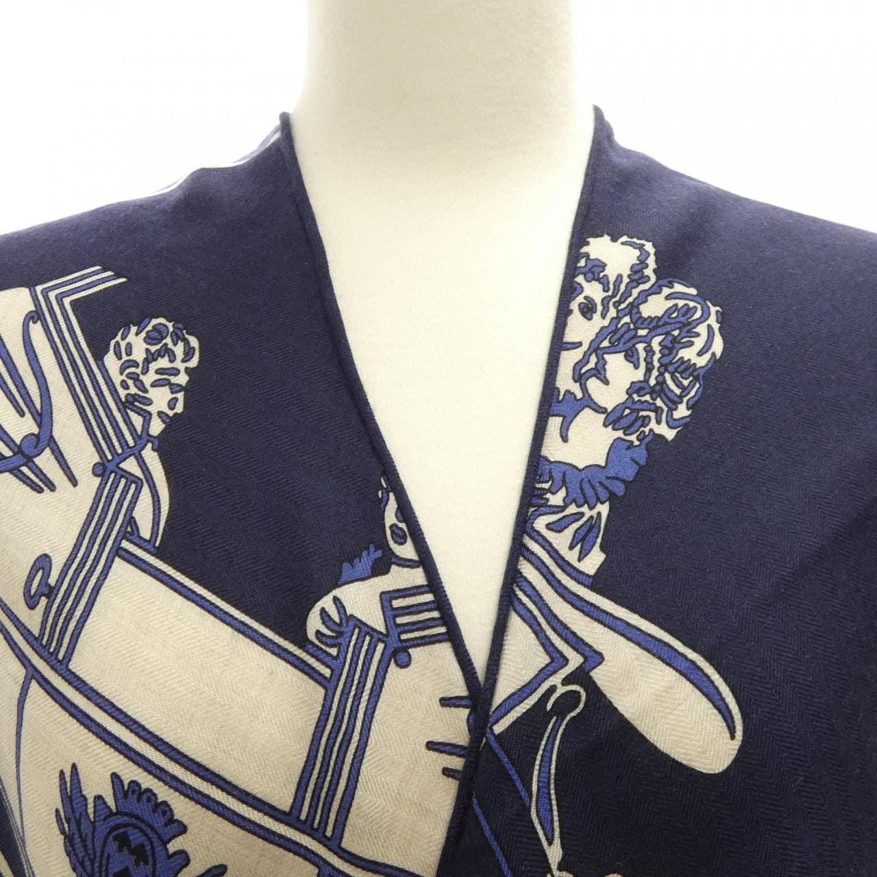 エルメス HERMES EX-LIBRIS H363791S トライアングルジェアン ショール