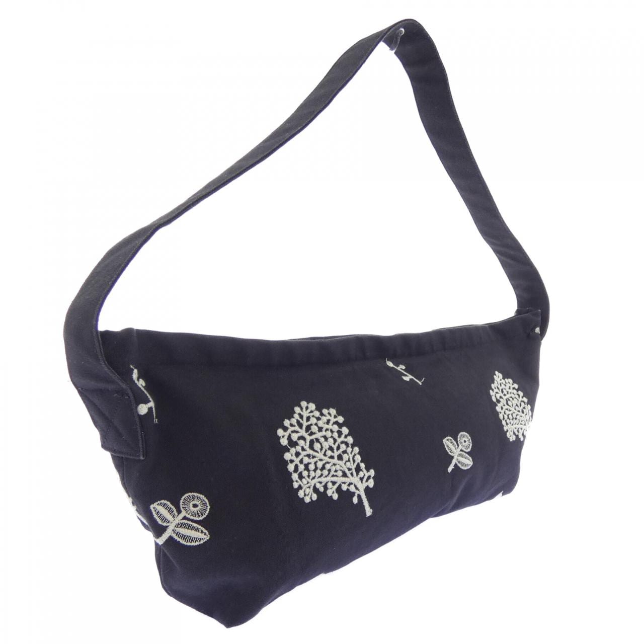 ミナペルホネン mina perhonen forestparade BAG