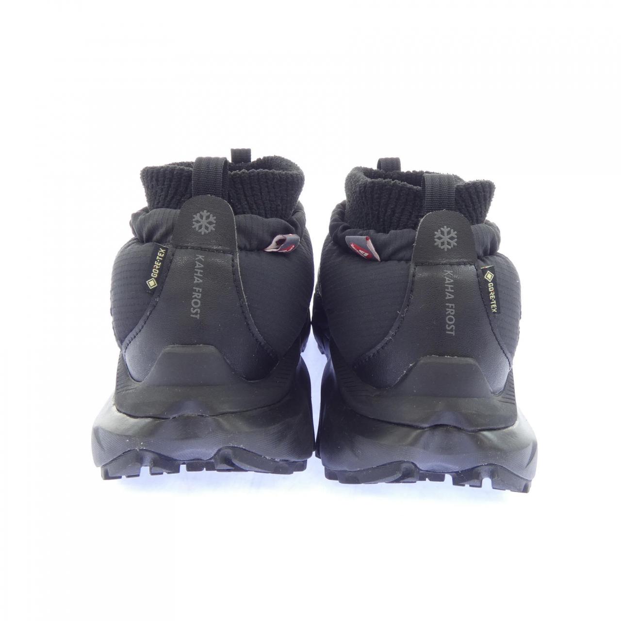 ホカオネオネ HOKA ONE ONE スニーカー