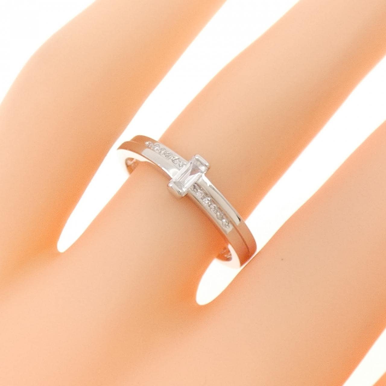 PT950 ダイヤモンド リング 0.08CT