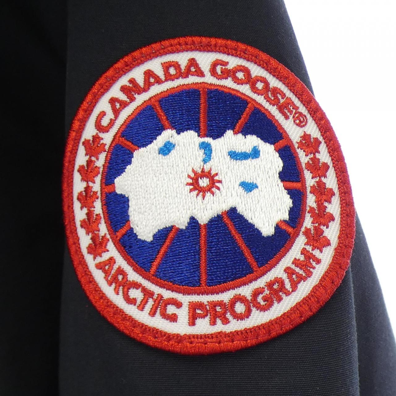 Canada goose CANADA GOOSE down jacket