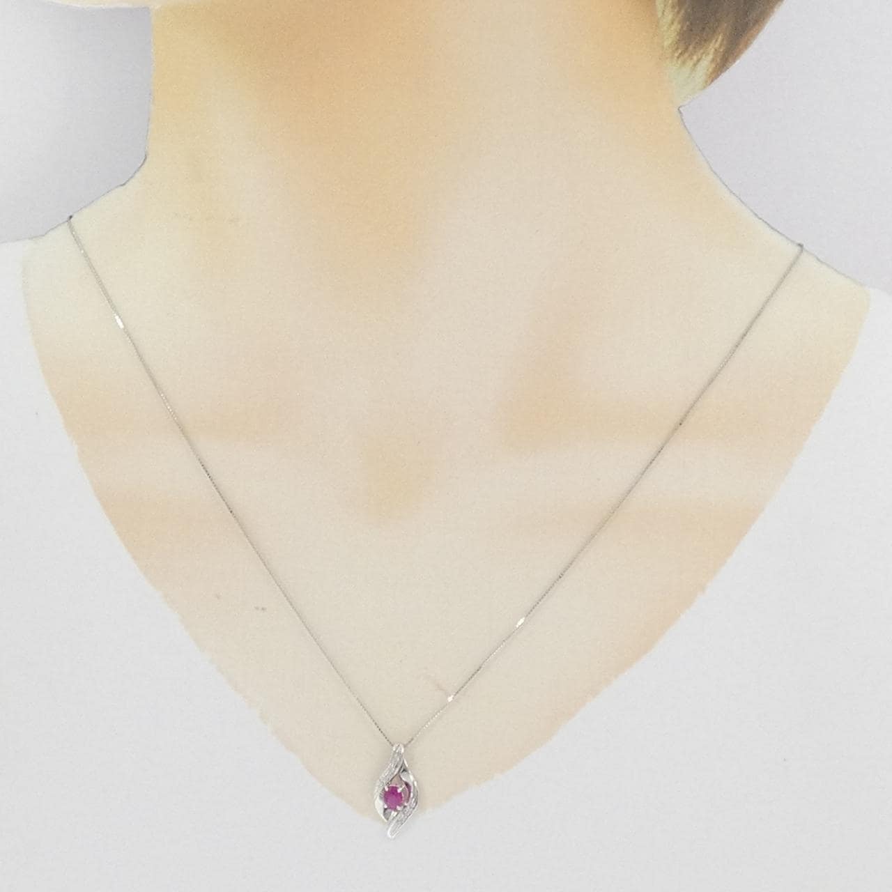 K10WG ルビー ネックレス 0.38CT