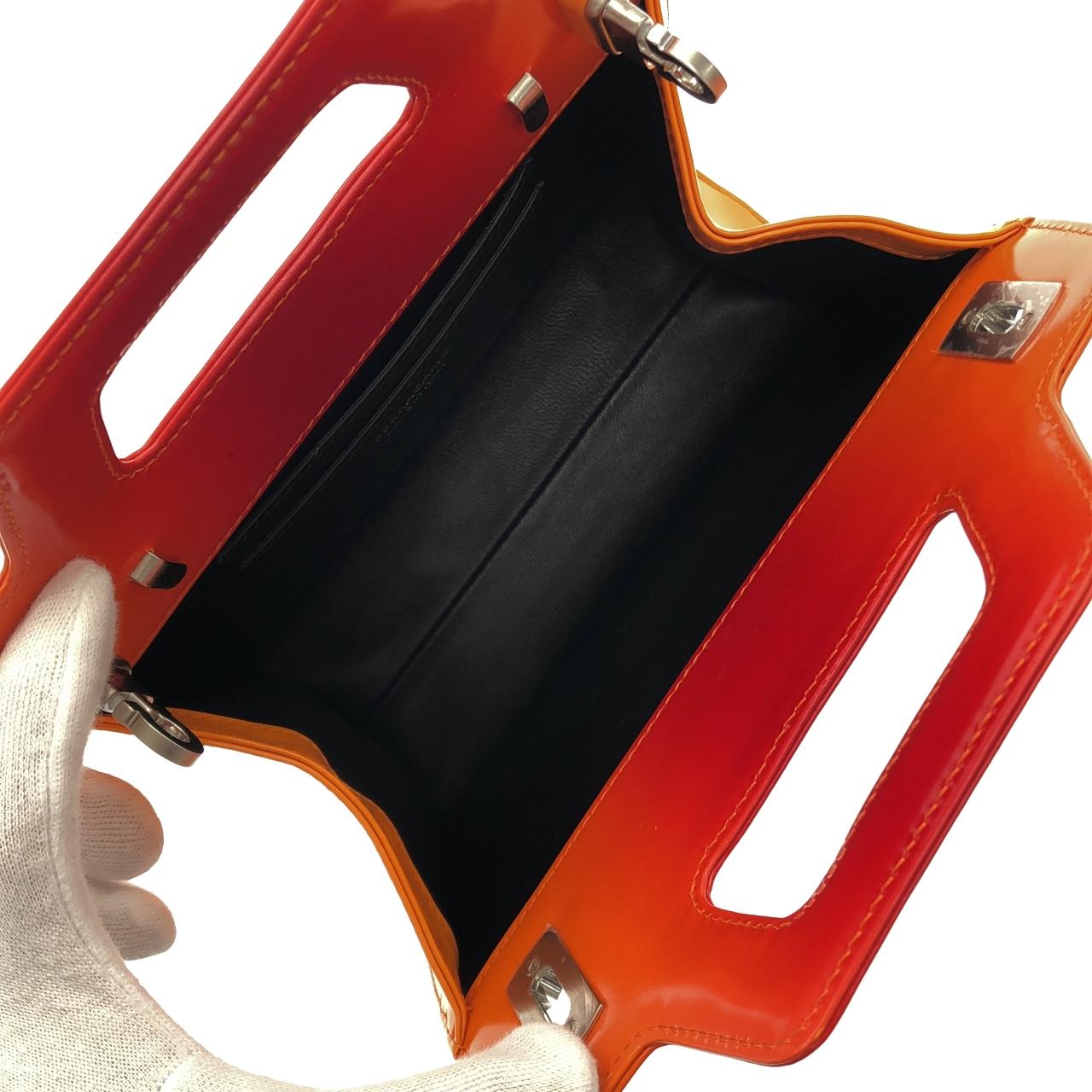 サルヴァトーレフェラガモ WANDA 21 3485 バッグ