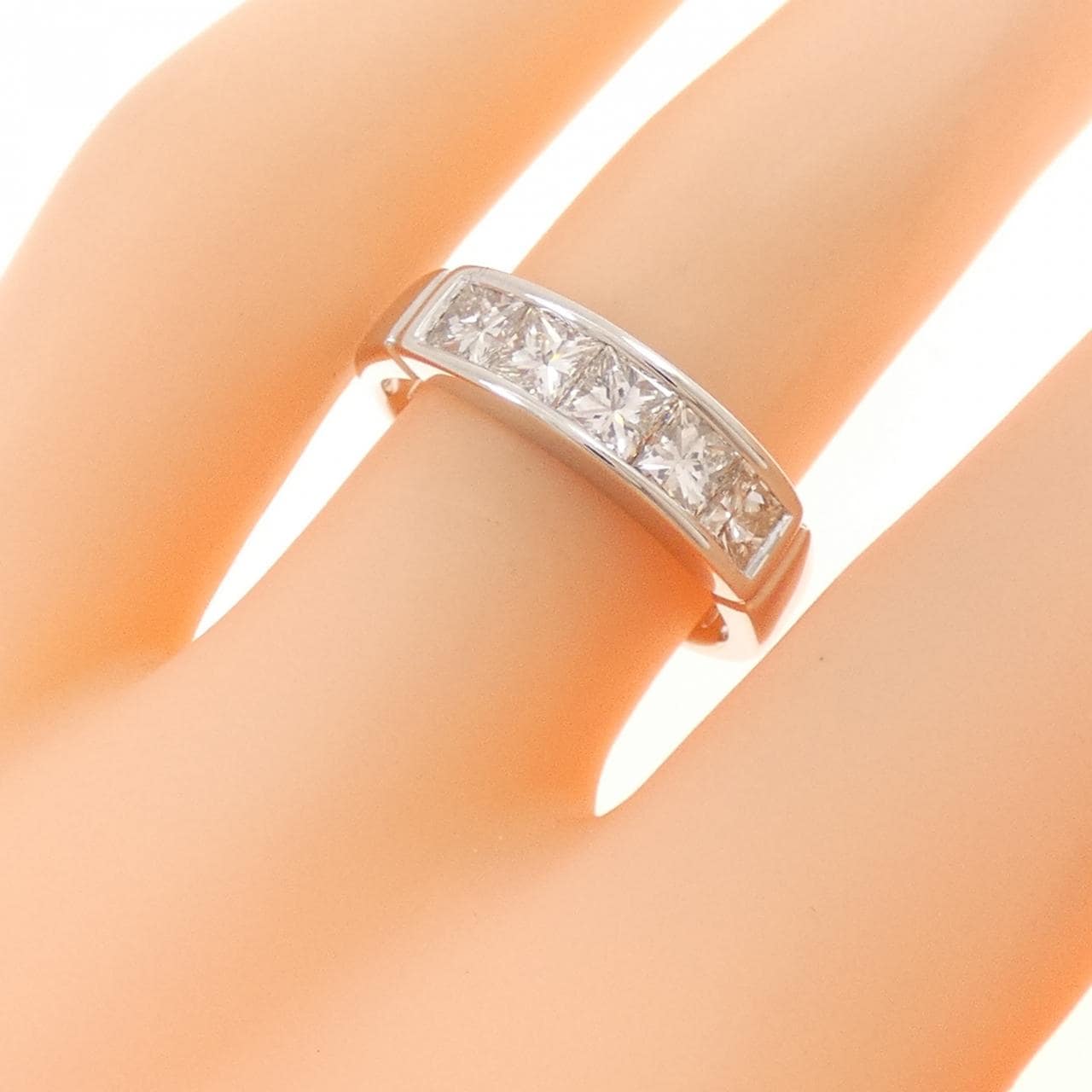 PT900 ダイヤモンド リング 1.00CT