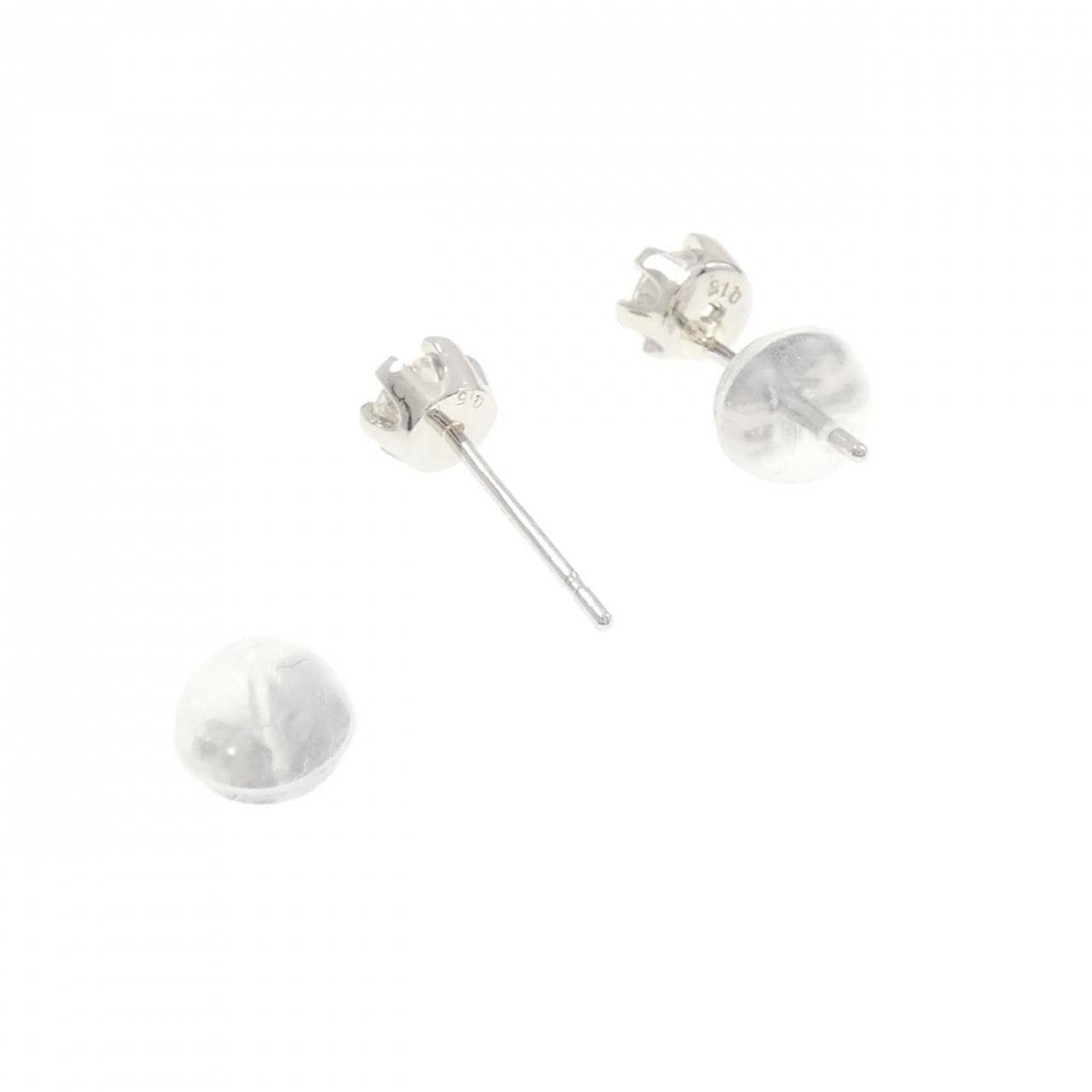 PT900 ソリティア ダイヤモンド ピアス 0.30CT