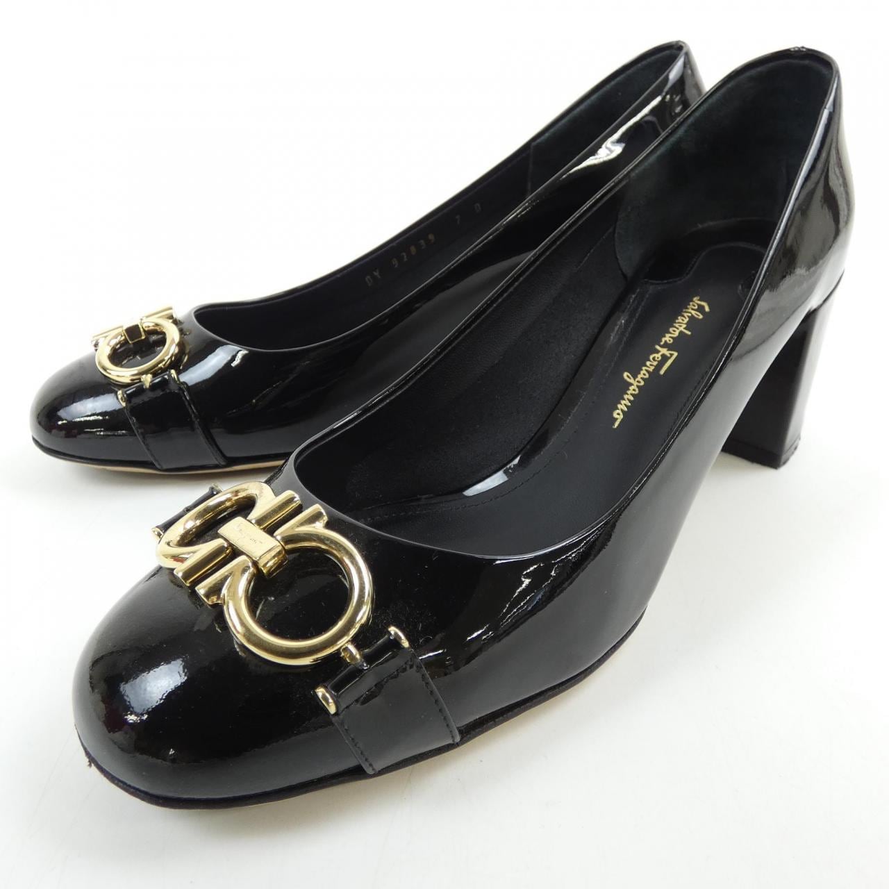 サルヴァトーレフェラガモ SALVATORE FERRAGAMO GARDA パンプス