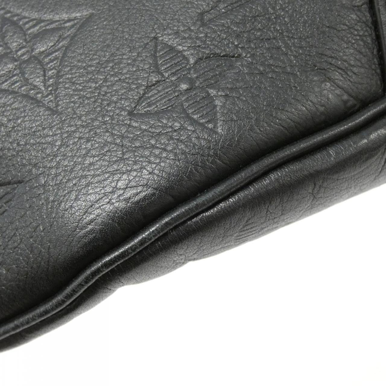 LOUIS VUITTON Monogram Shadow Discovery 腰包 M44388 肩背包