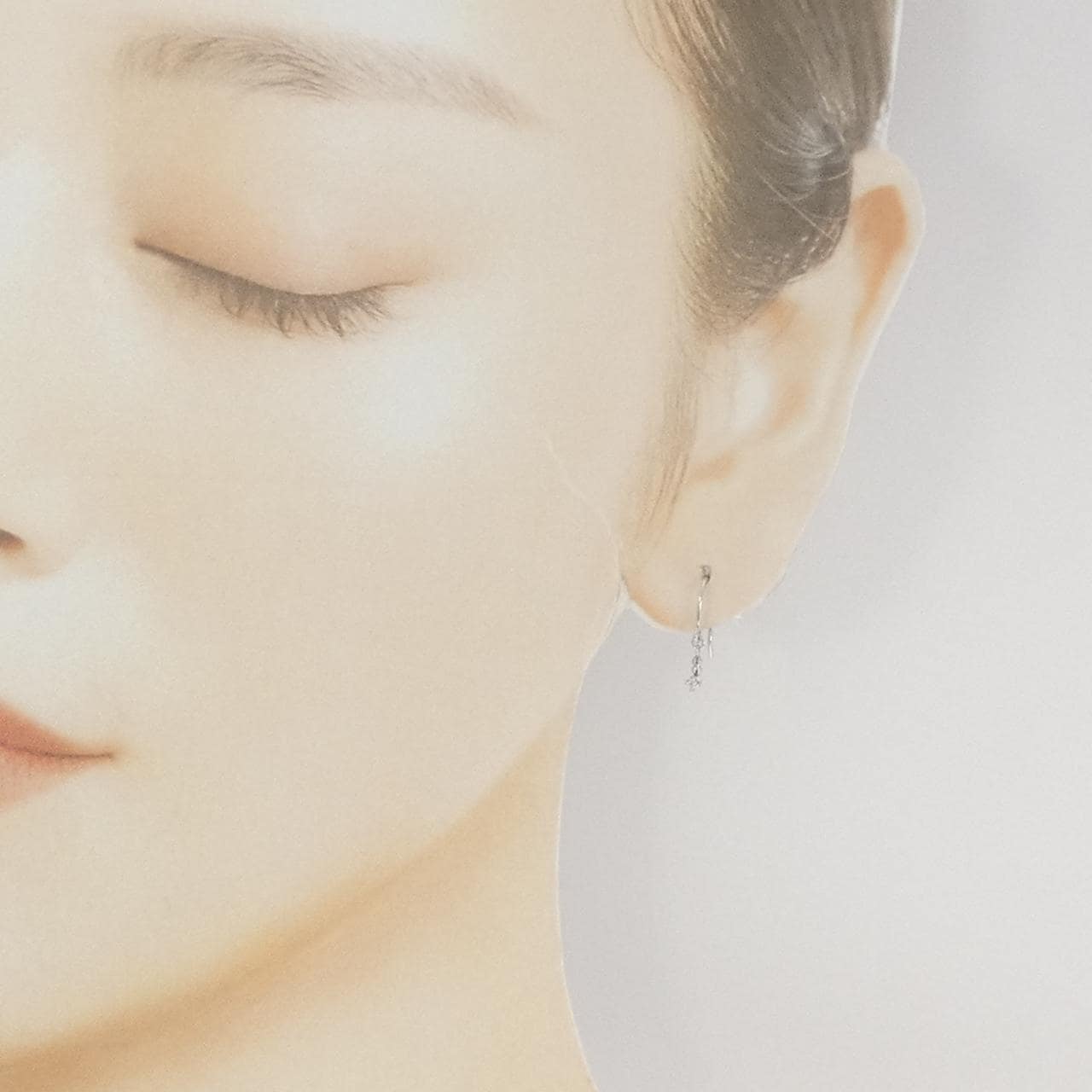 K18WG ダイヤモンド ピアス 0.02CT
