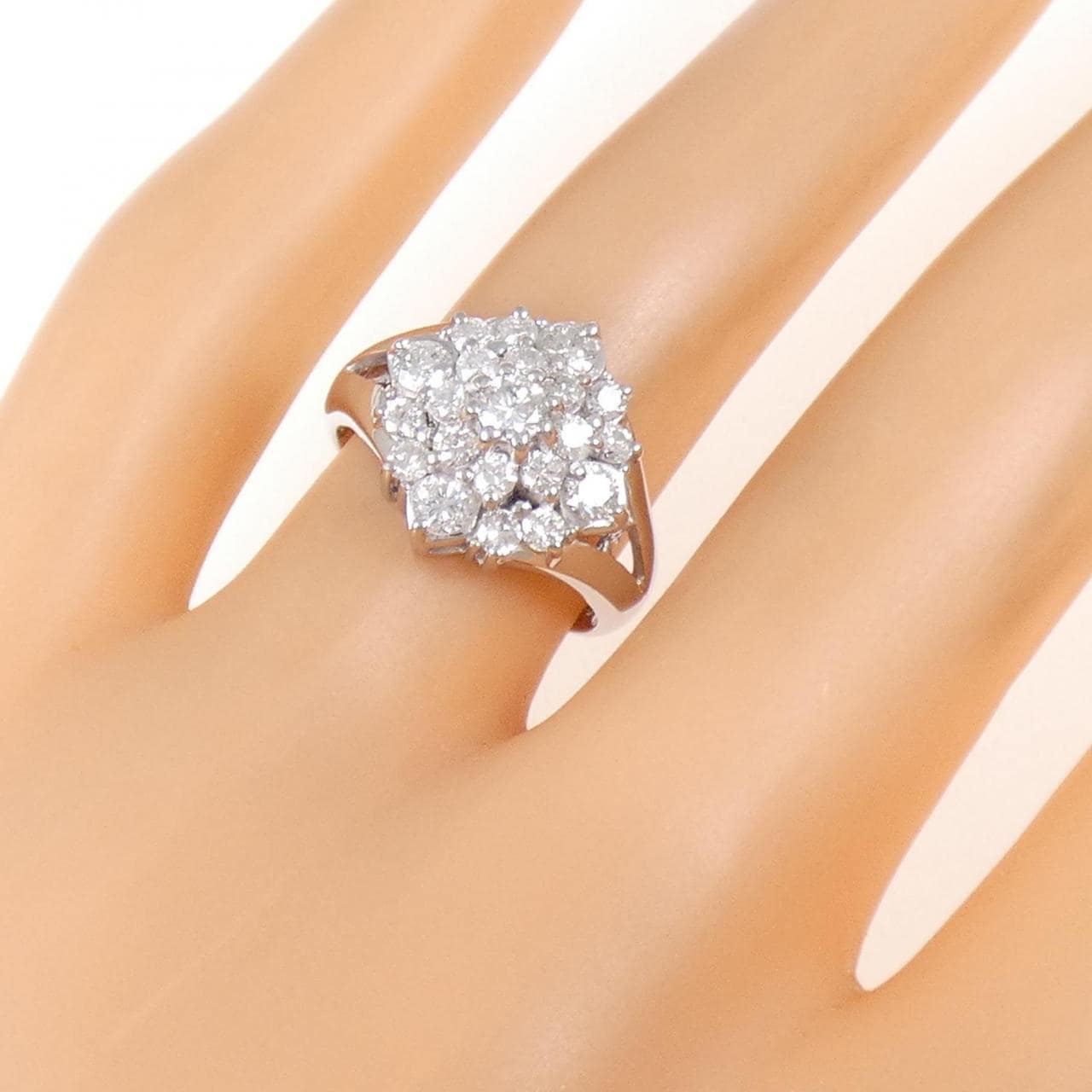 PT900 ダイヤモンド リング 1.008CT