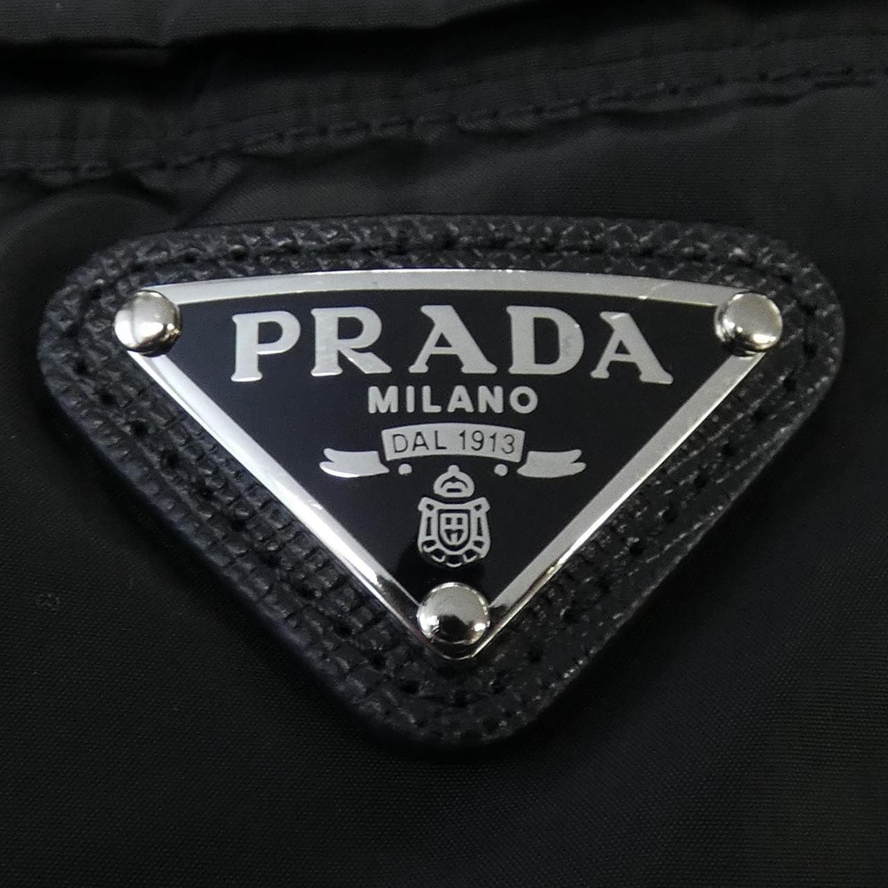 プラダ PRADA トライアングルロゴ 290364 R212 1060 ダウンコート