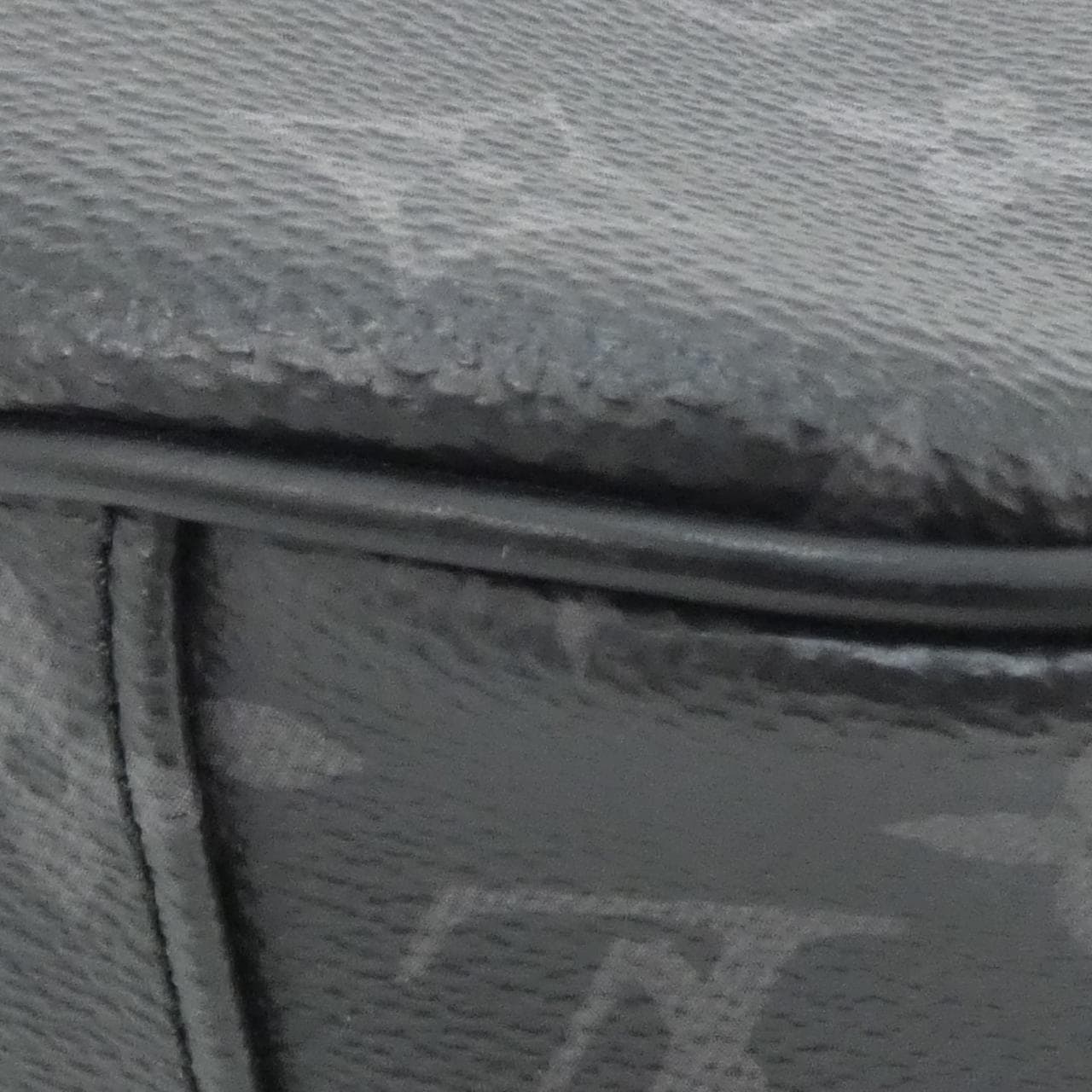 ルイヴィトン モノグラム エクリプス バムバッグ M42906 ショルダーバッグ