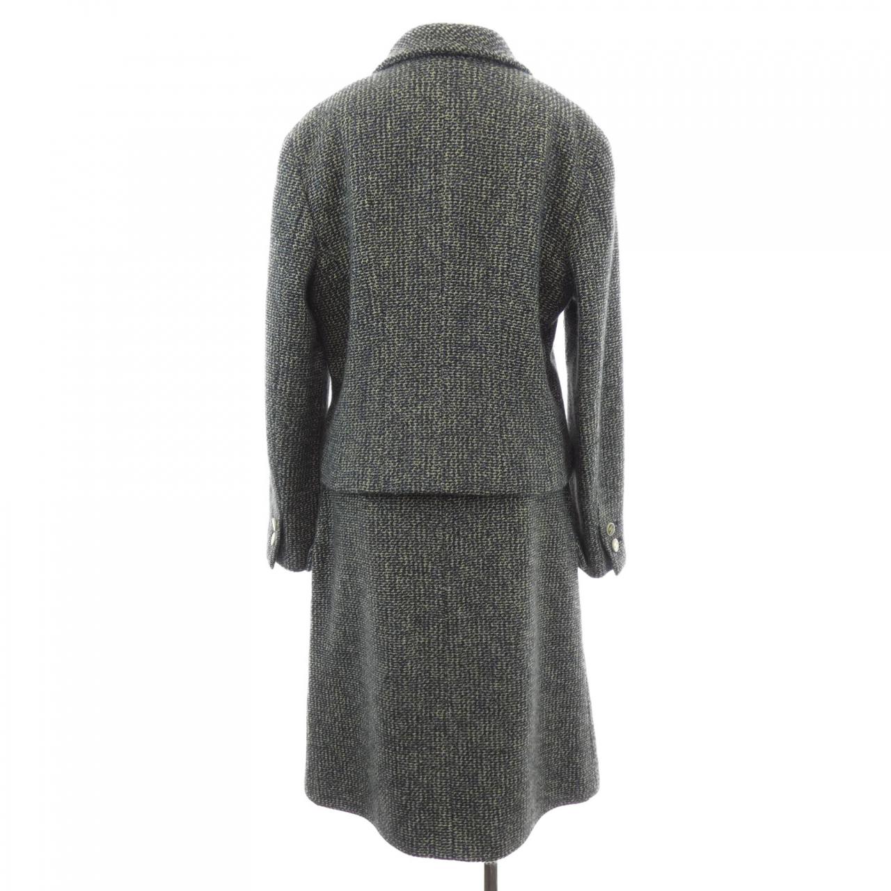 【ヴィンテージ】シャネル CHANEL P18650V10570 01A. スーツ