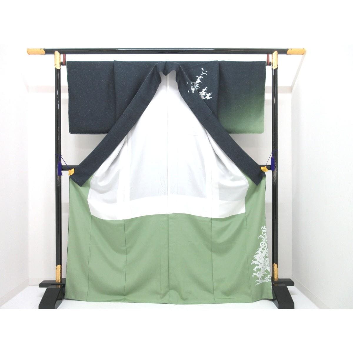 【新品】訪問着　友禅銀彩加工【和田光正】