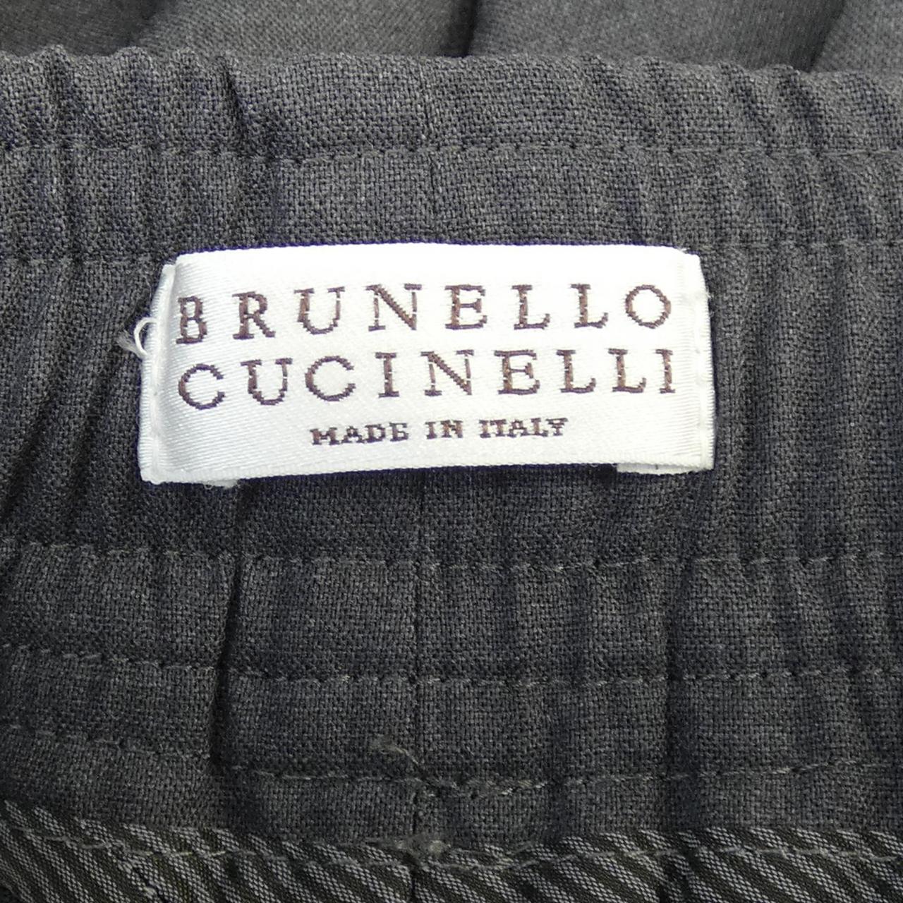 ブルネロクチネリ BRUNELLO CUCINELLI パンツ
