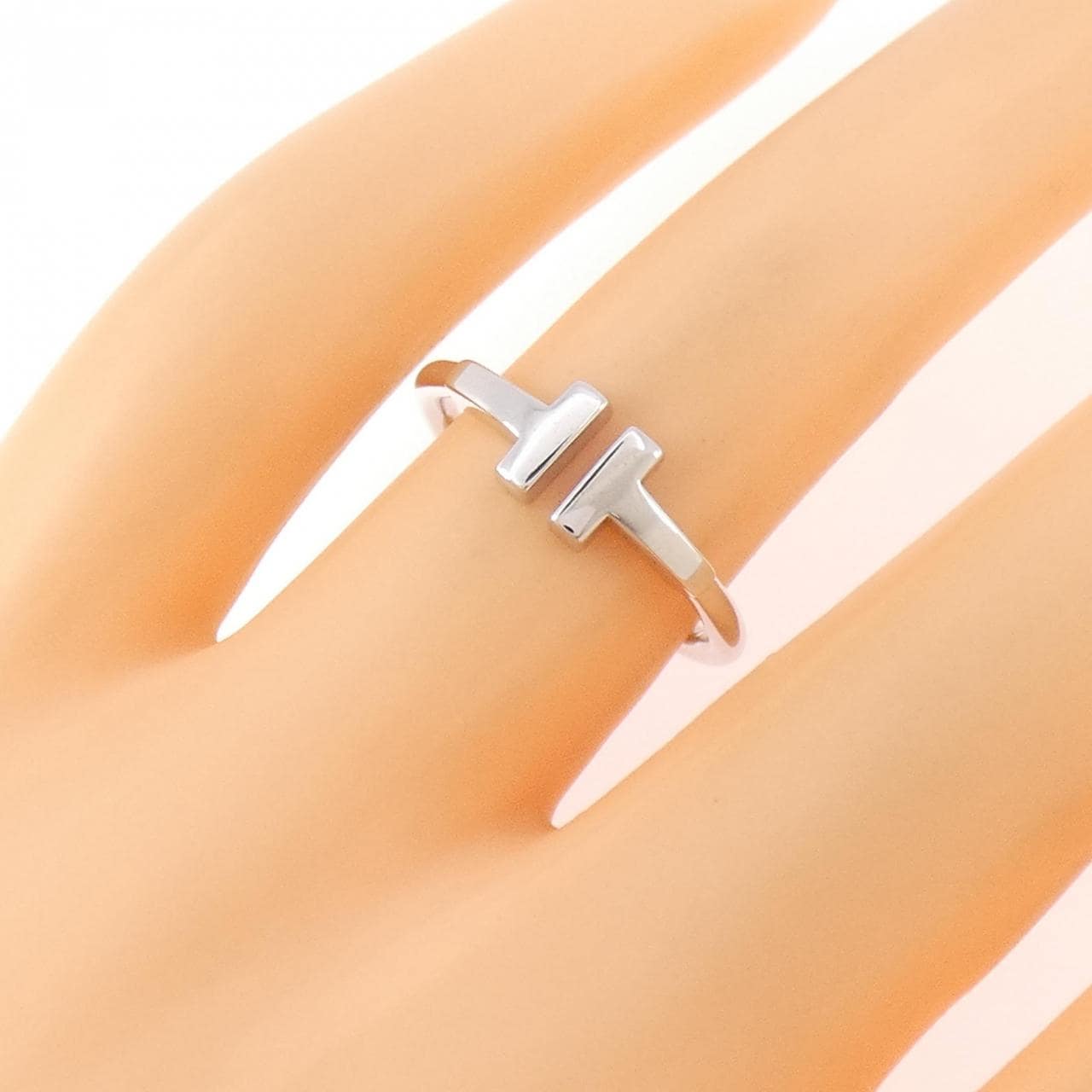 ティファニー Tワイヤー リング