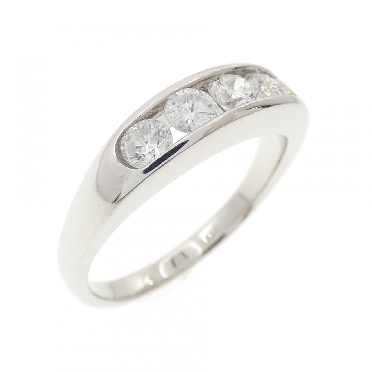 PT900 ダイヤモンド リング 0.64CT