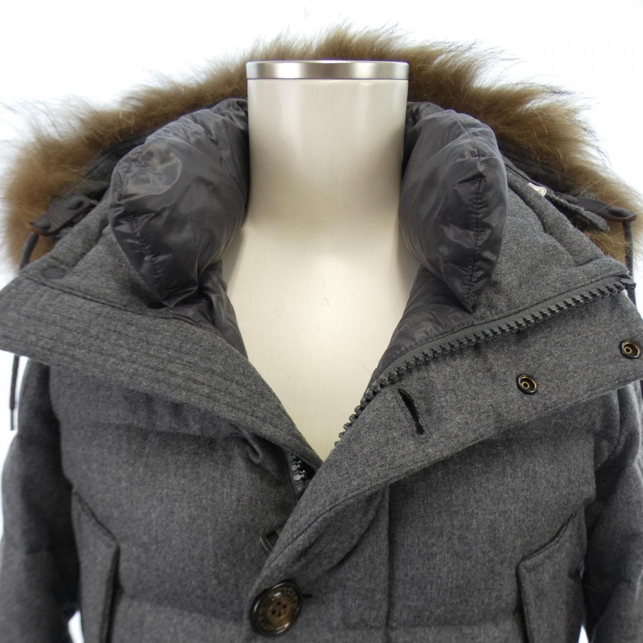 モンクレール MONCLER ダウンジャケット