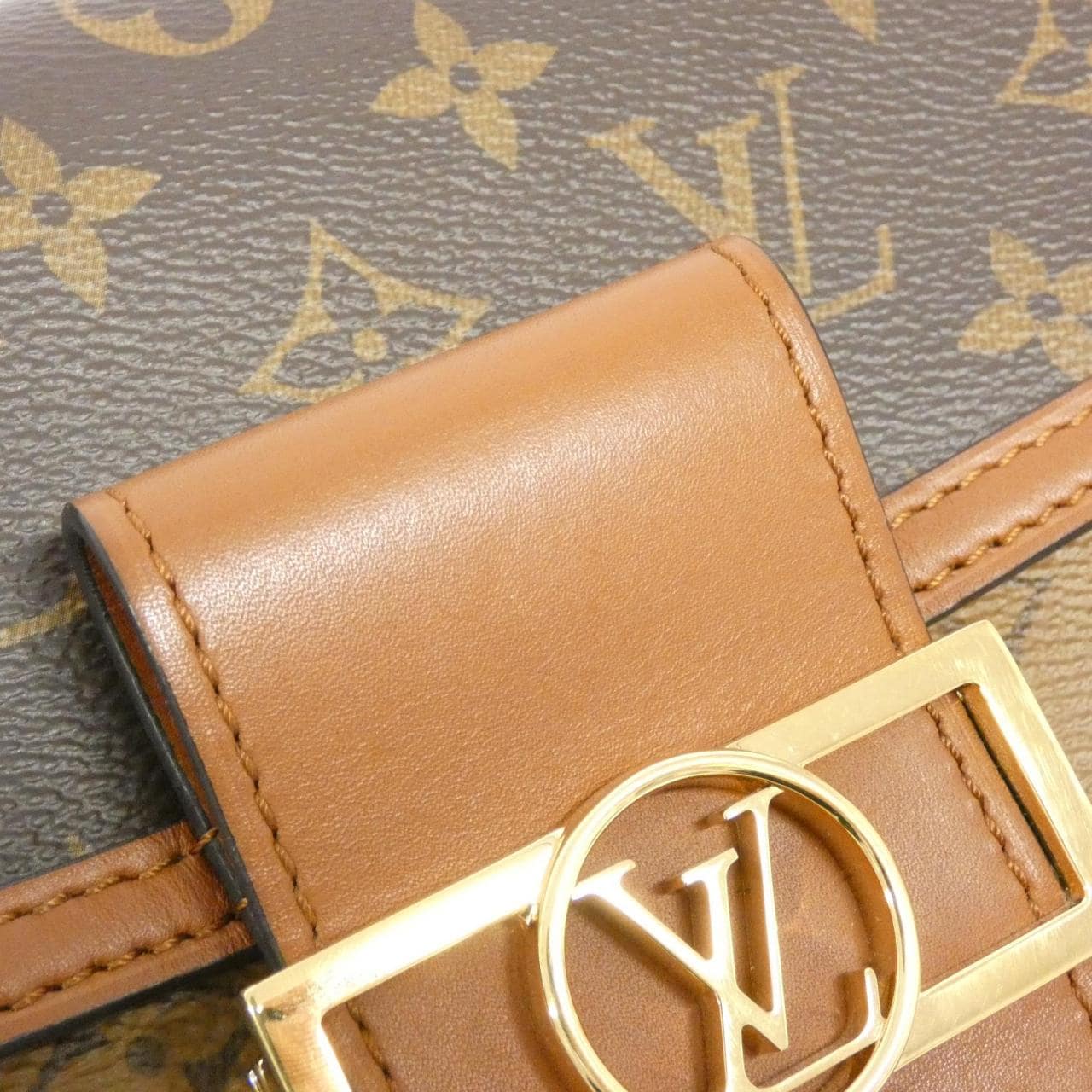 LOUIS VUITTON Monogram Reverse Dauphine MINI M44580 单肩包