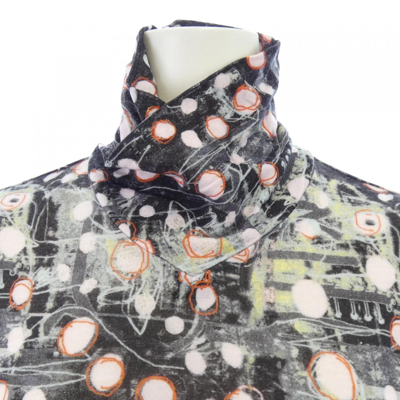 ヒロココシノ HIROKO KOSHINO トップス