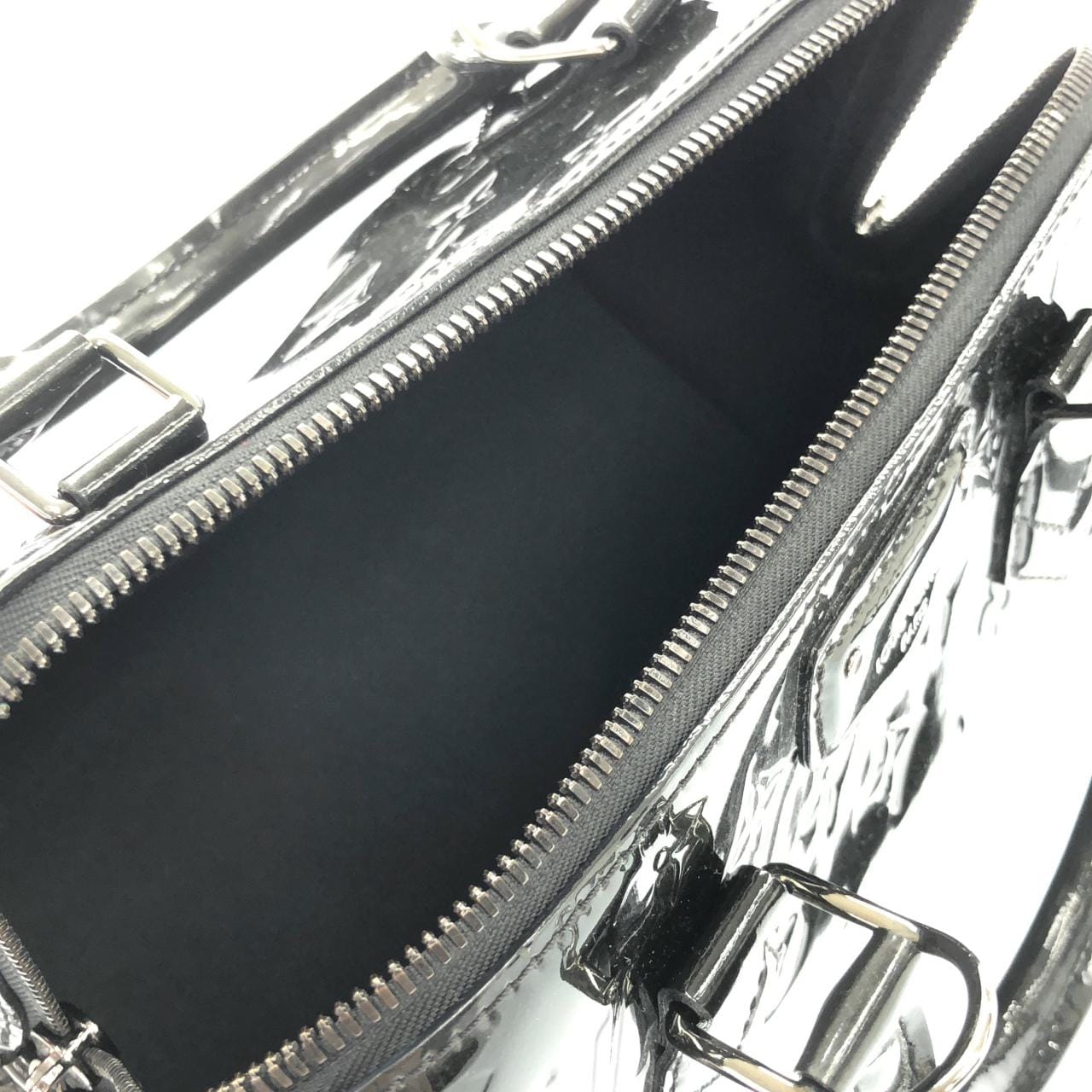 ルイヴィトン ヴェルニ モンタナ M90060+J00965 バッグ