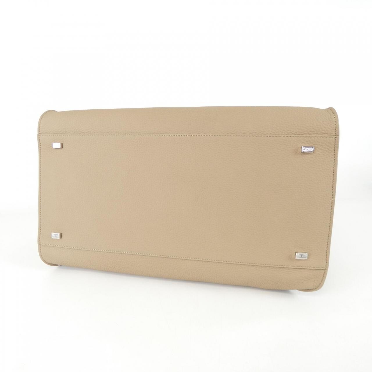 ザロウ THE ROW BAG