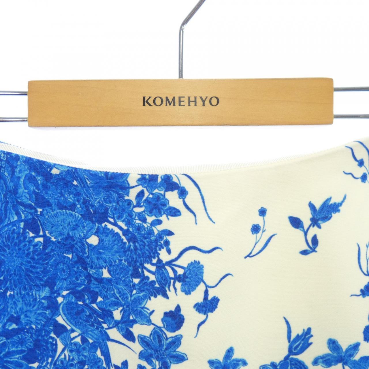 ヴァレンティノ VALENTINO UB3RA6M55LT スカート