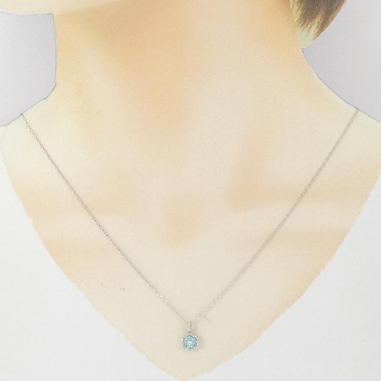 PT900/PT850 フラワー トルマリン ネックレス 0.12CT