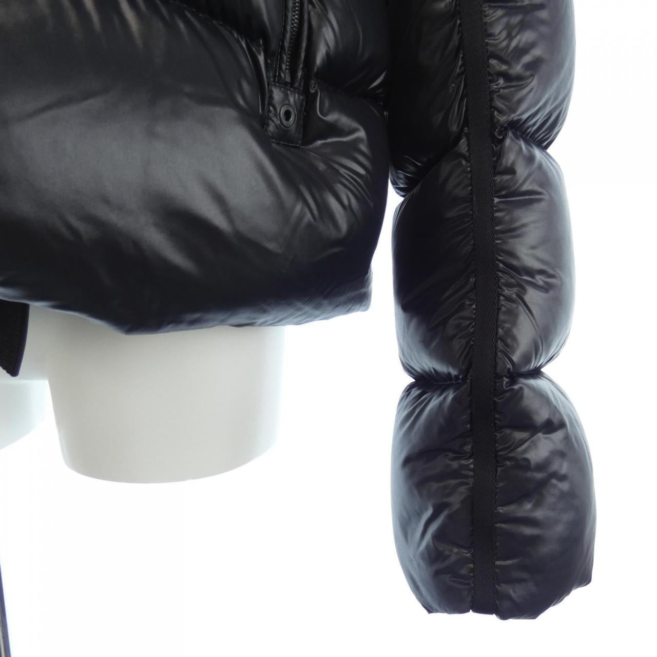 MONCLER Genius 羽绒服