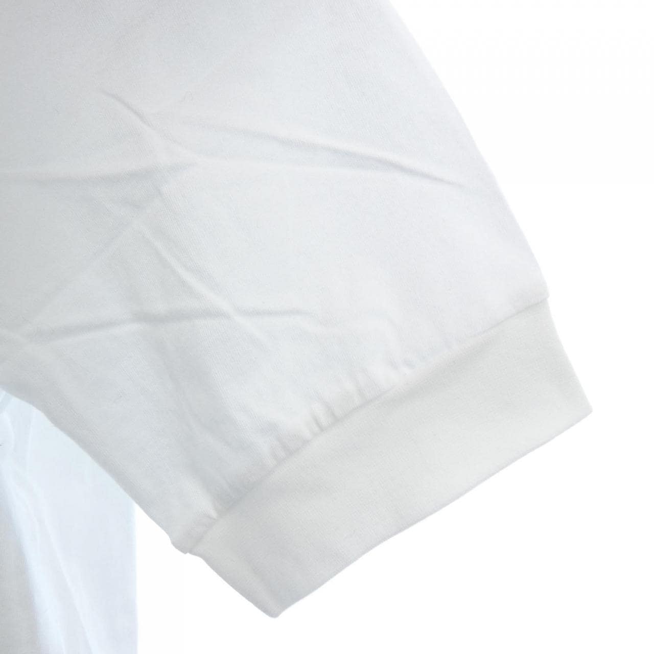 アンティーチポ ANTICIPO トップス