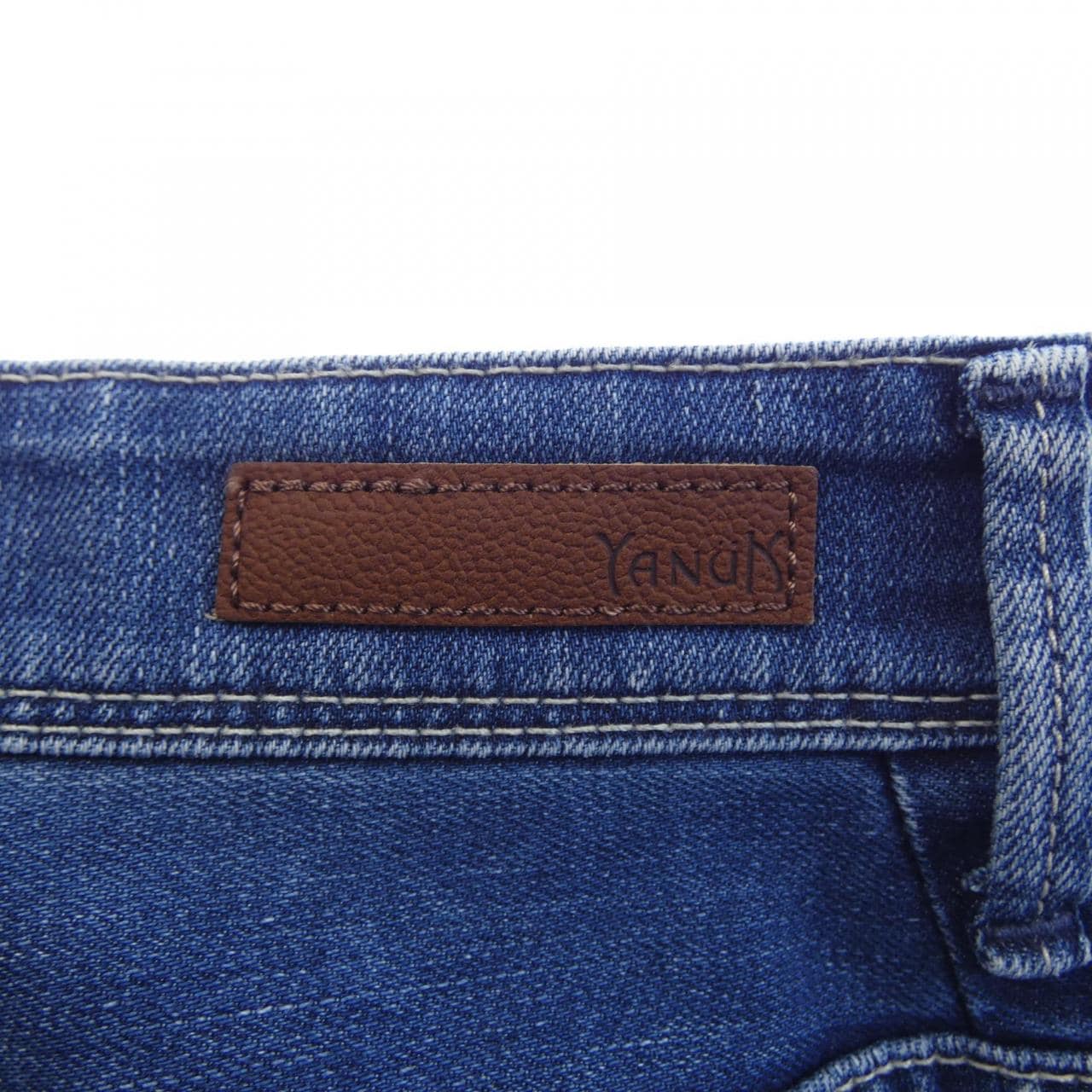 ヤヌーク YANUK ジーンズ